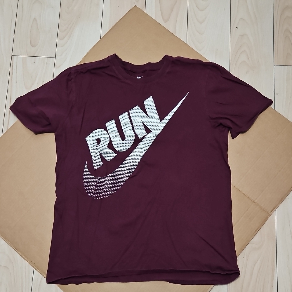 Nike Brown Short Sleeve Tee RUN Graphic
